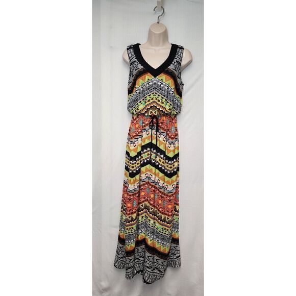 Emma & Michael Small Chevron V Neck Sleeveless Maxi Dress - Picture 2 of 3